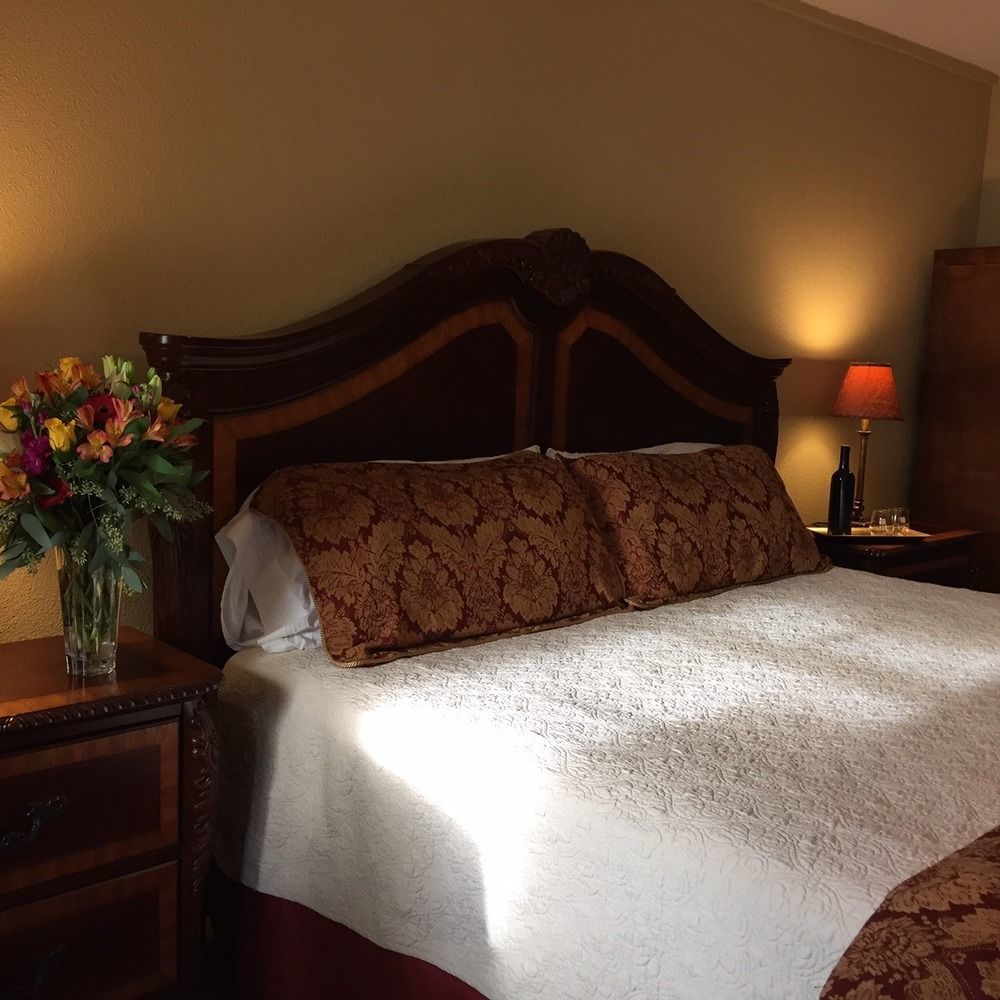 Square Inn Wimberley Extérieur photo
